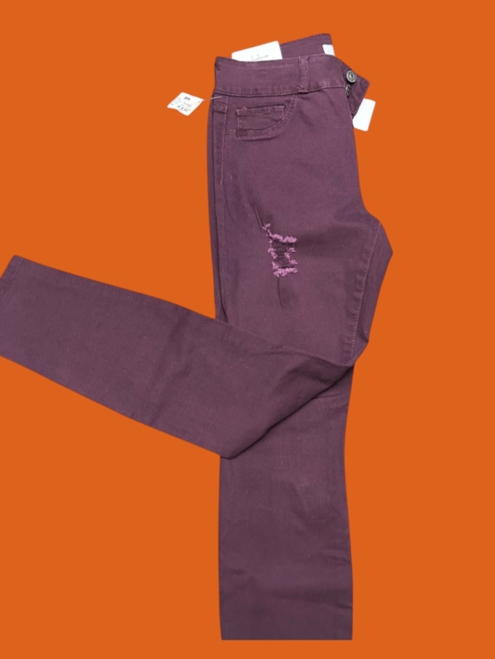 NWT. Cello Mid-rise Trendy Ripped Jean, color; plum
